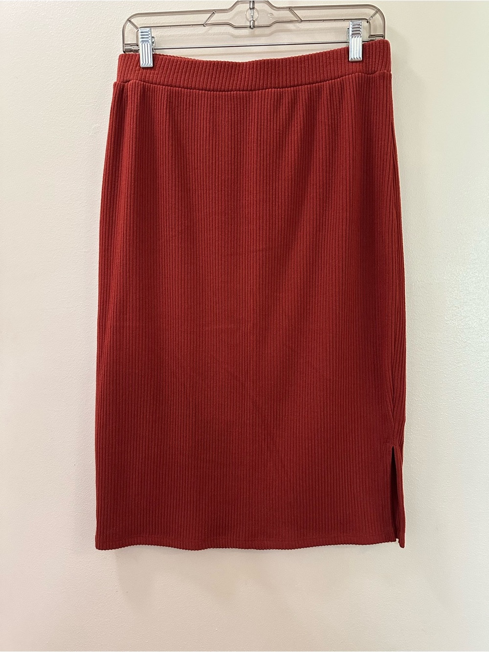 Old Navy Ribbed Pencil Skirt in Rust